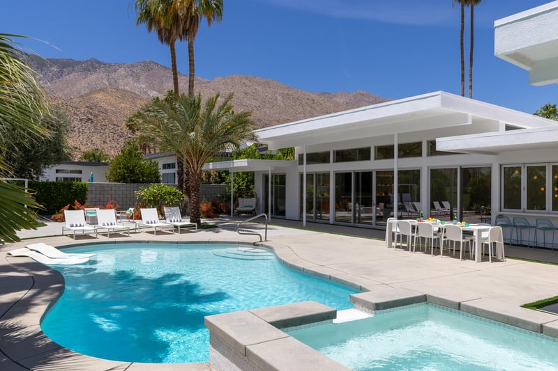 Anyone for some Palm springs sun