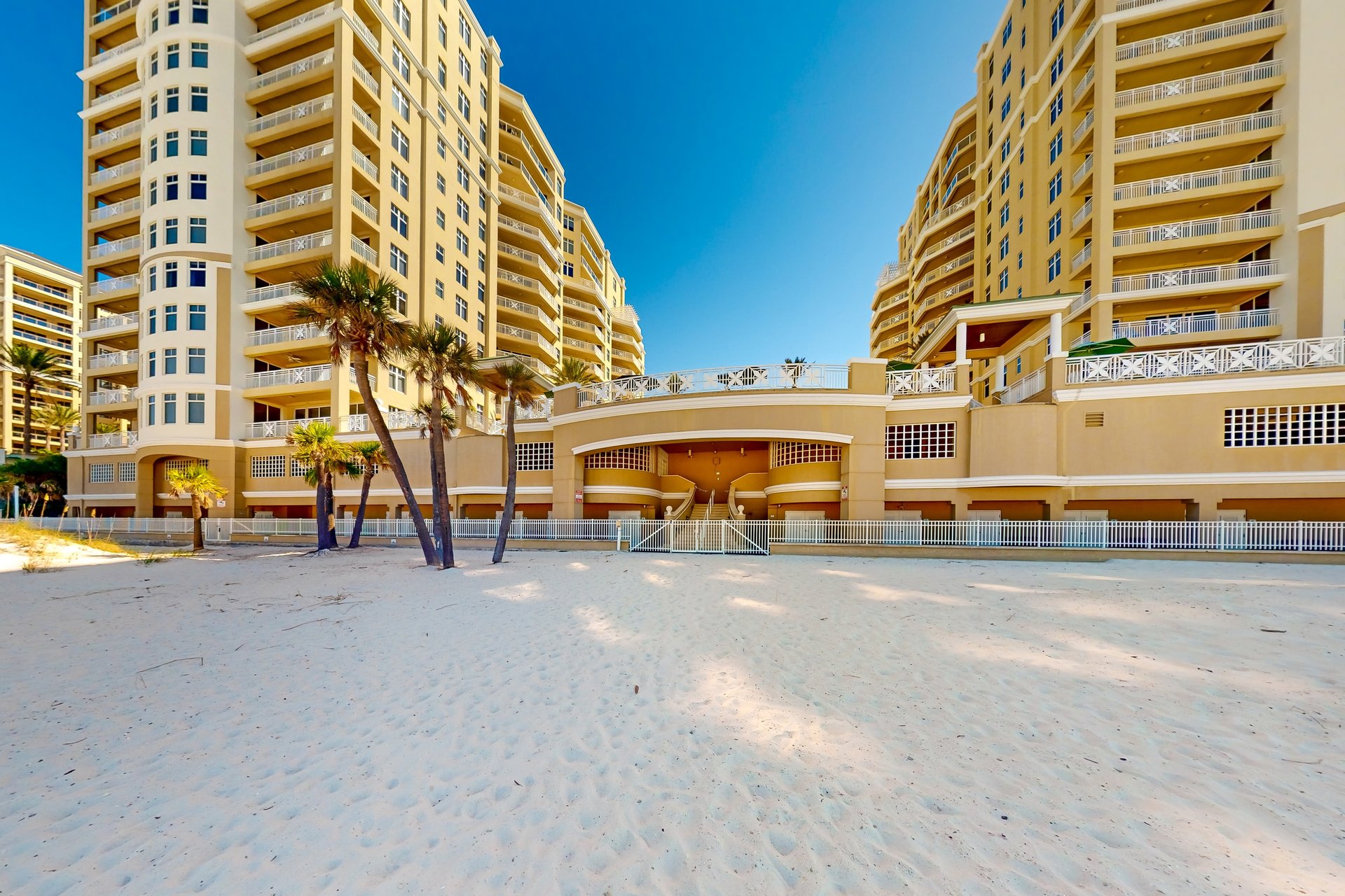 Mandalay Beach Club San Marco 403 40