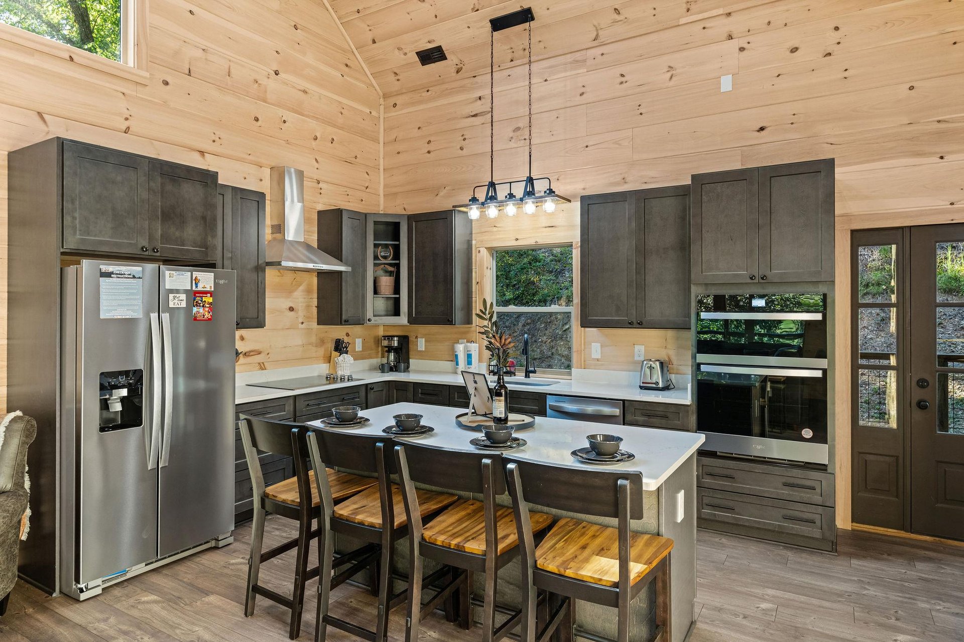 rockytoplodge7