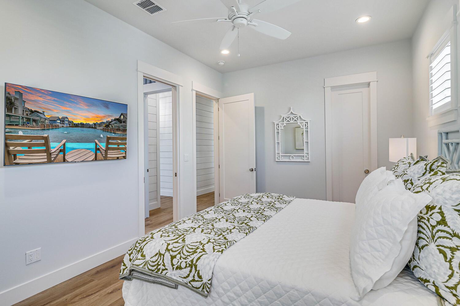 Secondary King Suite, 2nd Floor