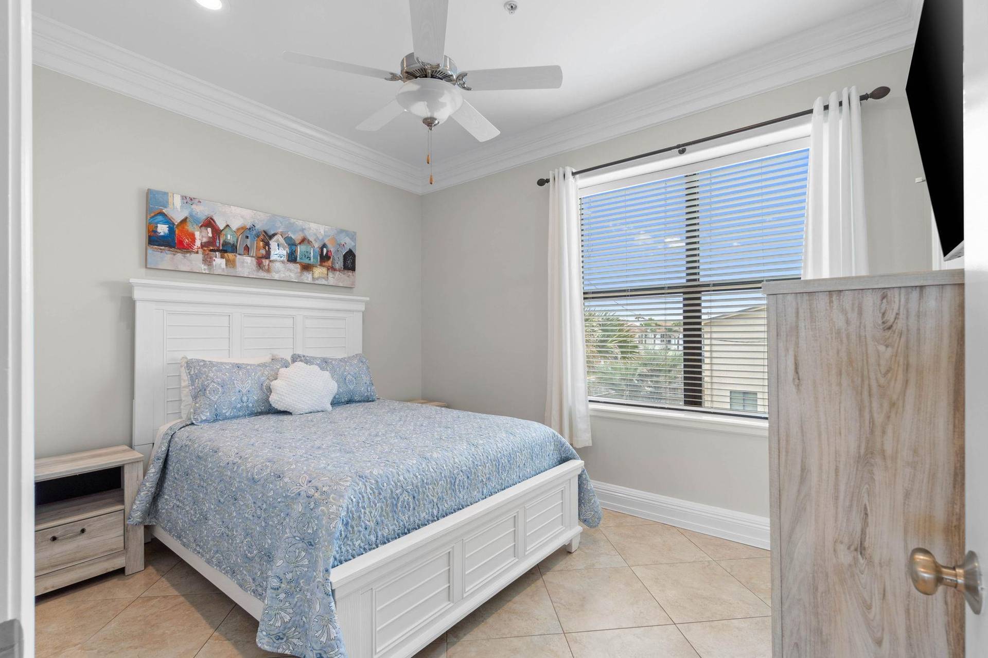 Main Floor Guest Bedroom Queen