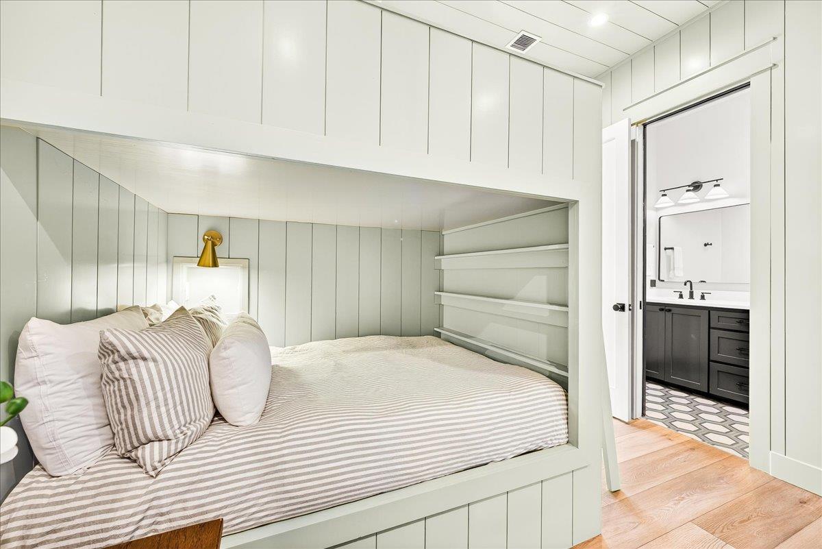 Bunk Room, 1st Floor