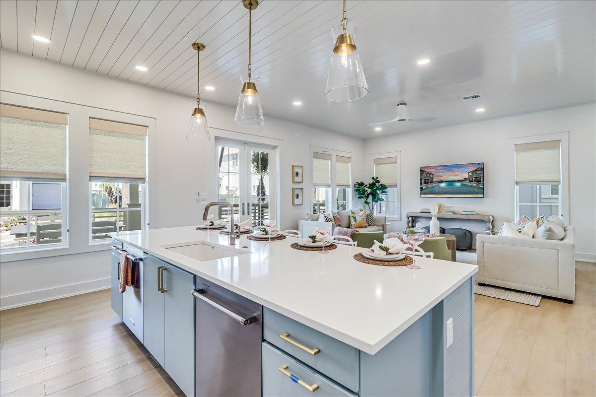 Gourmet Kitchen, 1st Floor