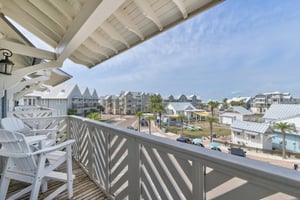 1st Floor, Living Area Balcony View