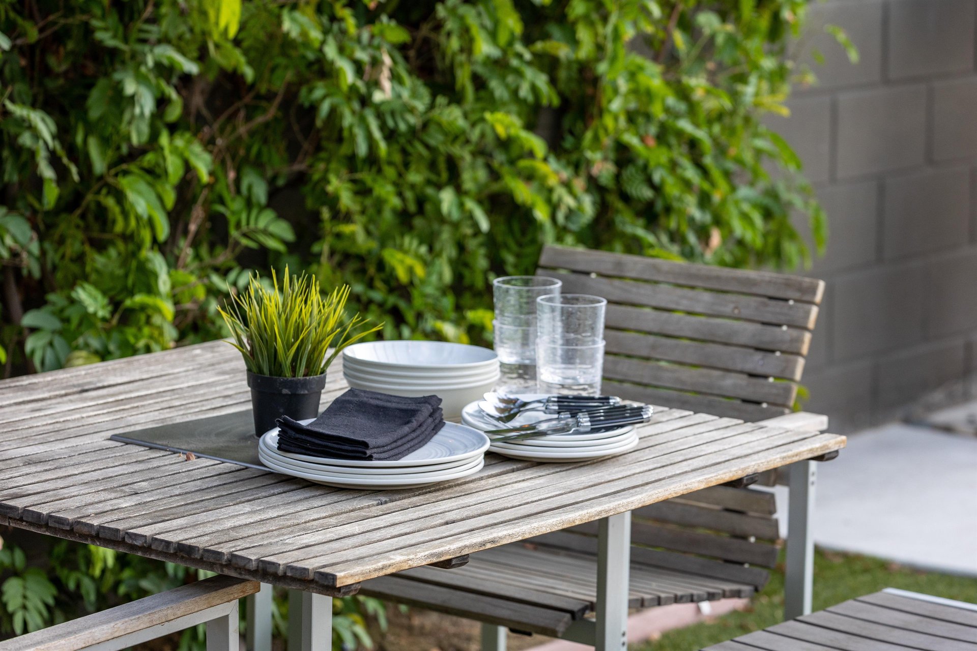 Al fresco table setting for four