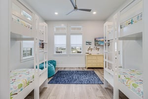 Twin Bunk Bedroom, 1st Floor