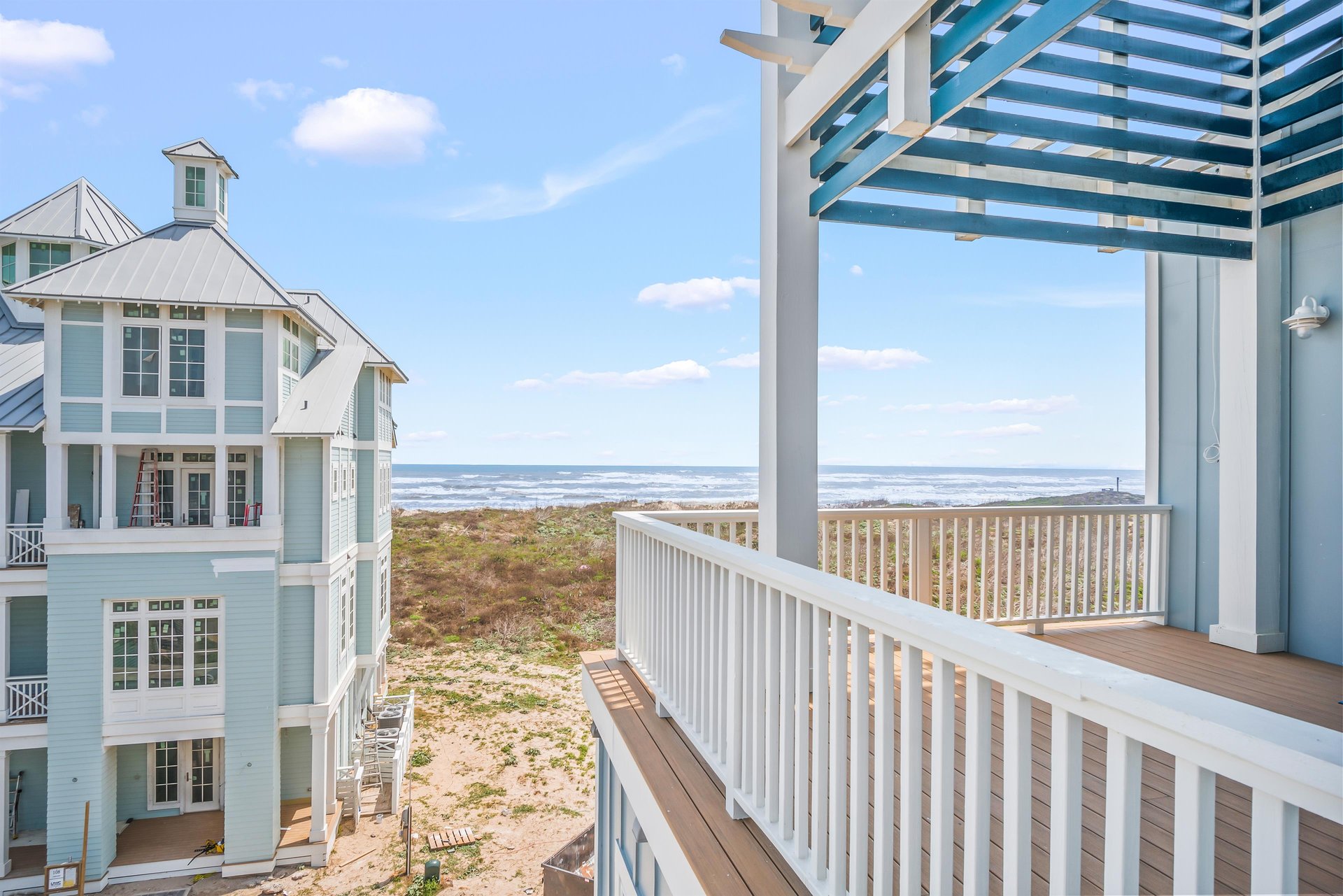 Third Living Area Balcony, 3rd Floor