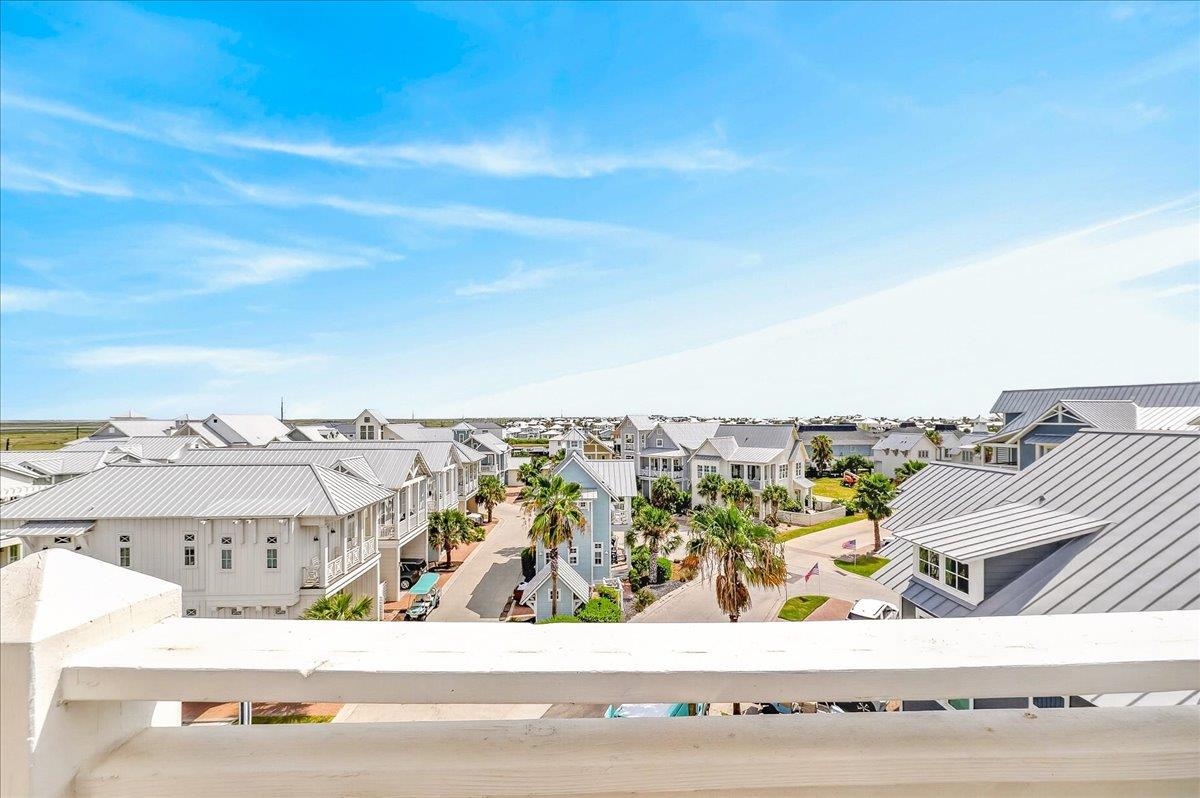 2nd Floor, Balcony