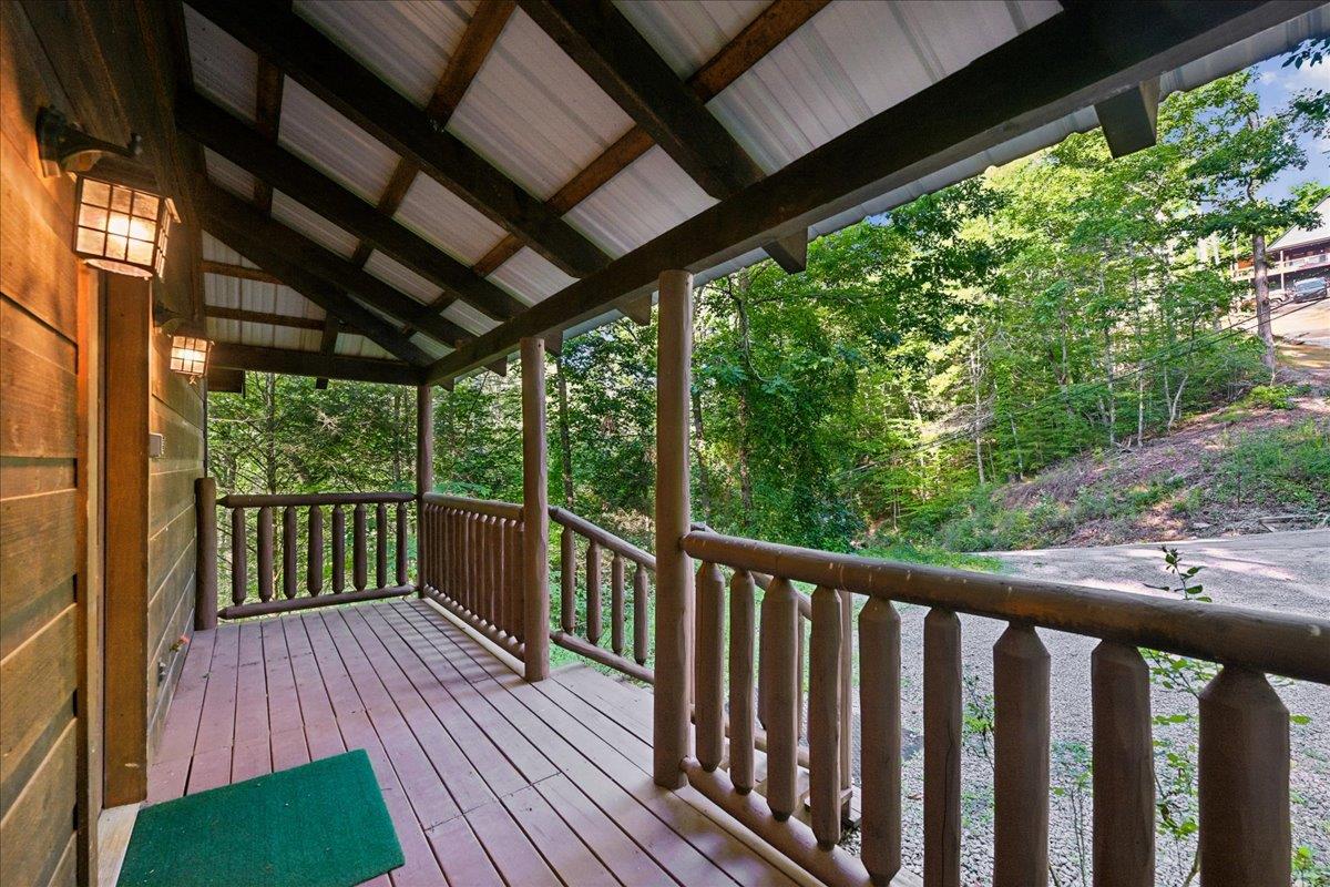 33Porch