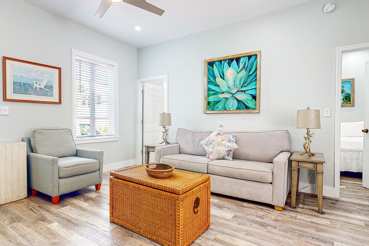 Truman  Duval  Unit D 4