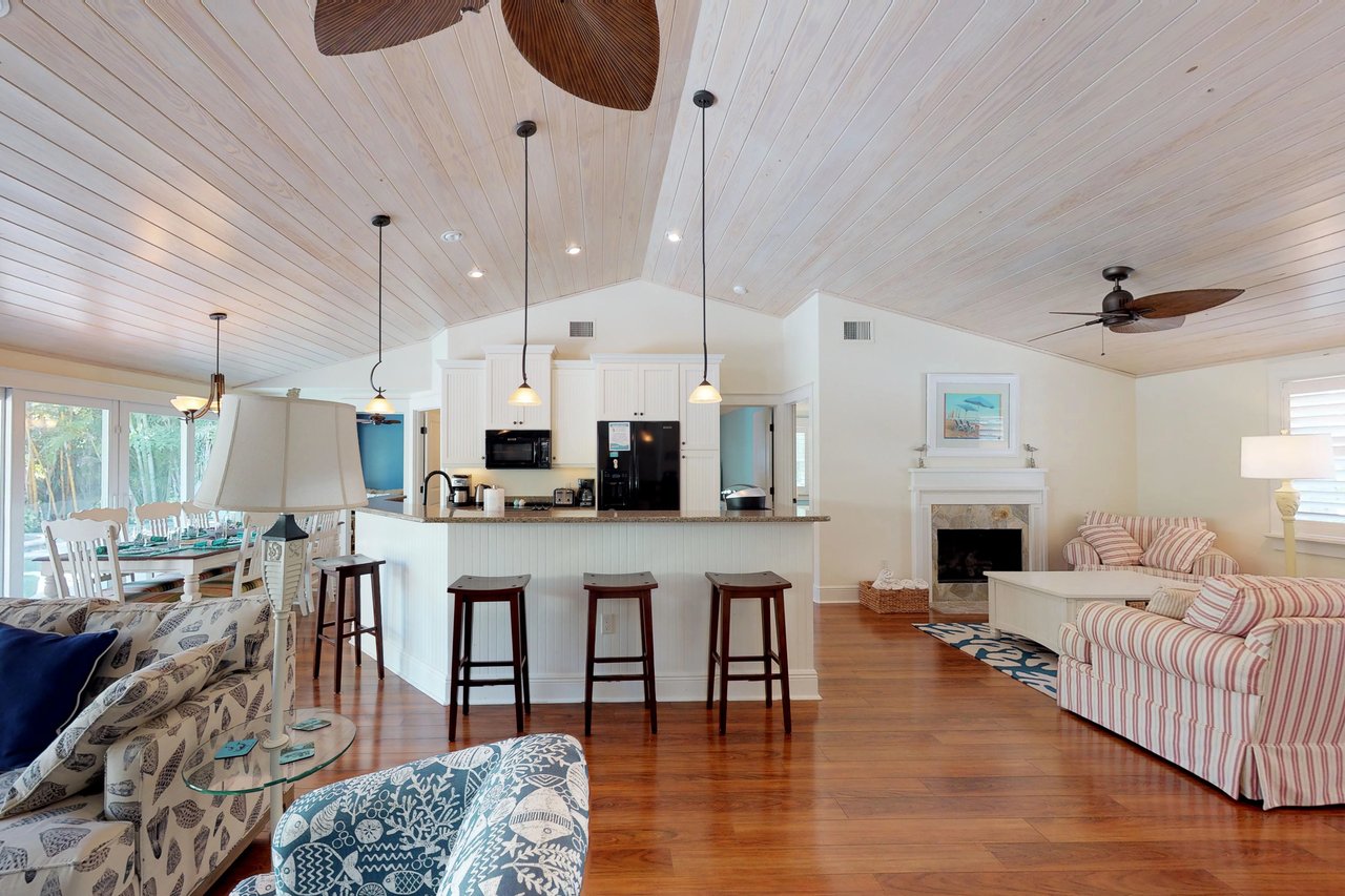 Paradise Pointe 5