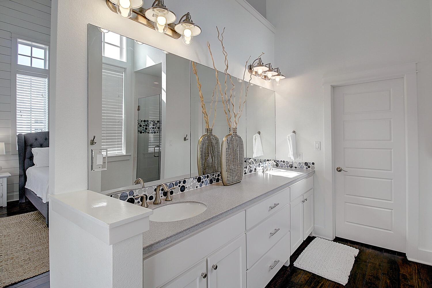 2nd Floor, Primary King Bathroom