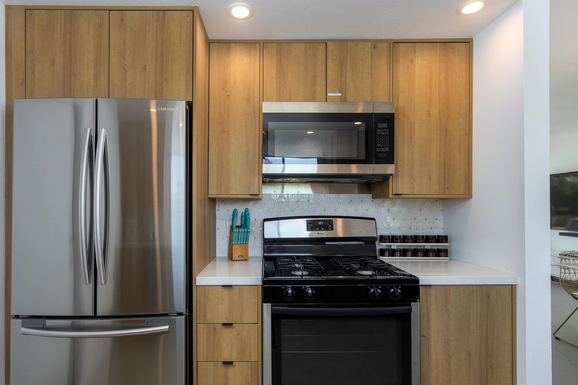 Wellstocked kitchen
