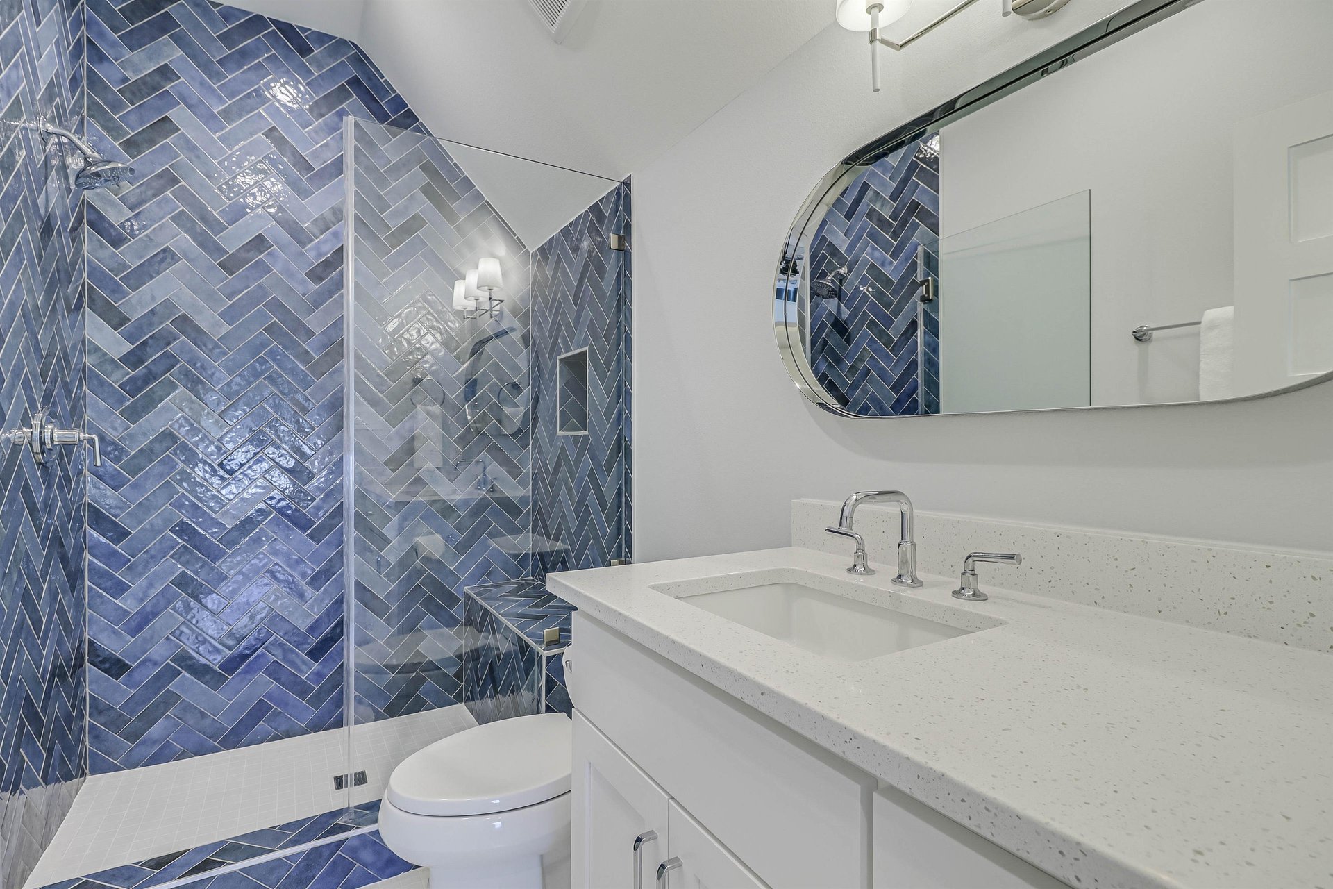 King Suite, 3rd Floor