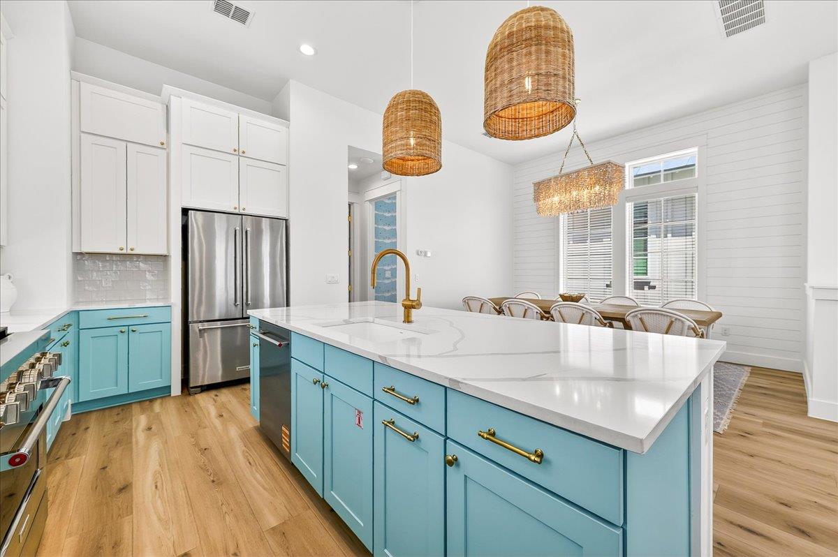 2nd Floor, Kitchen