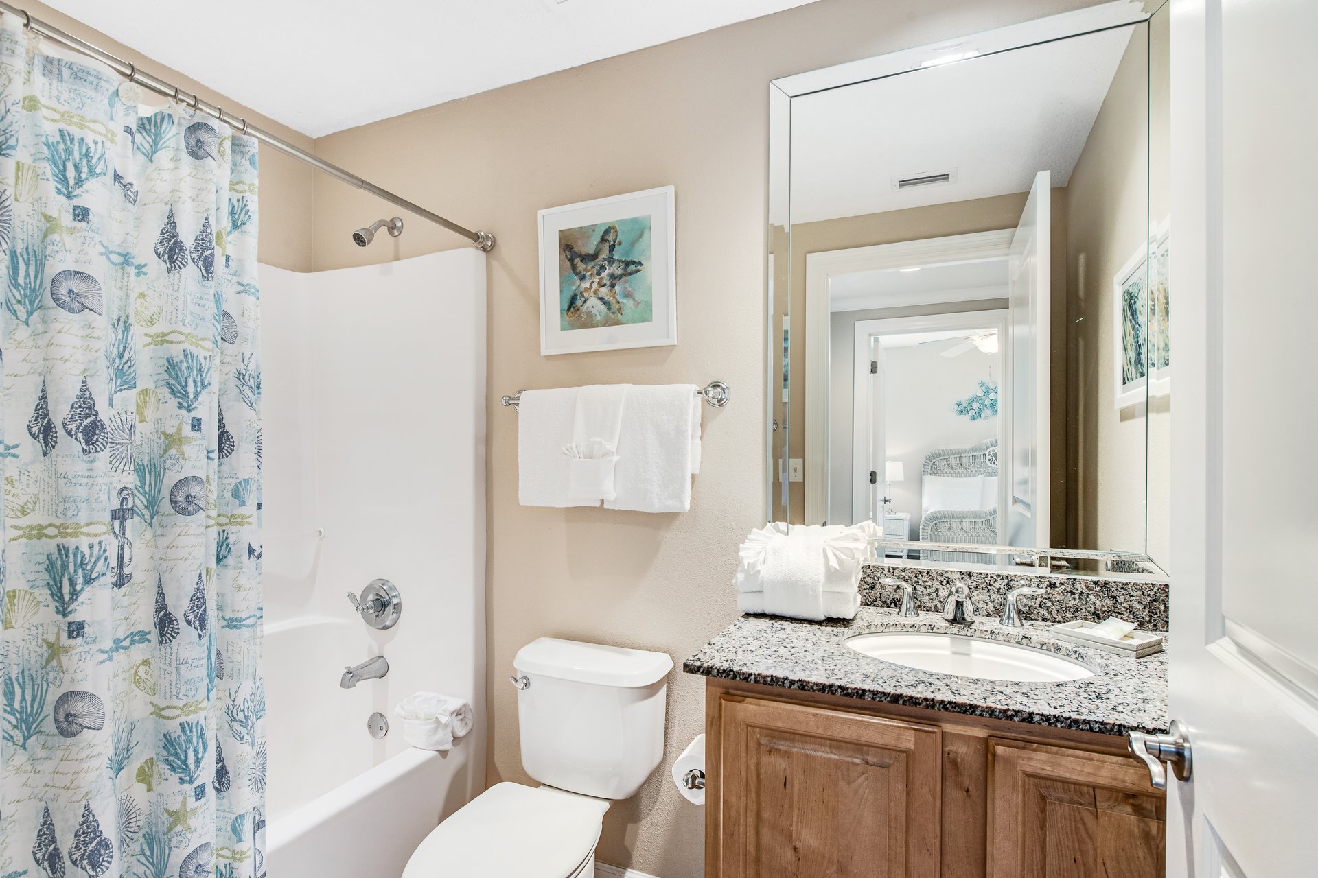 The Colonnades 1503 21