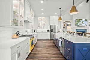 Kitchen, 2nd Floor