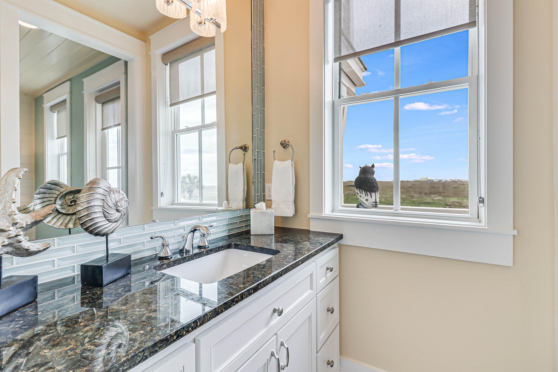 King Suite, 2nd Floor