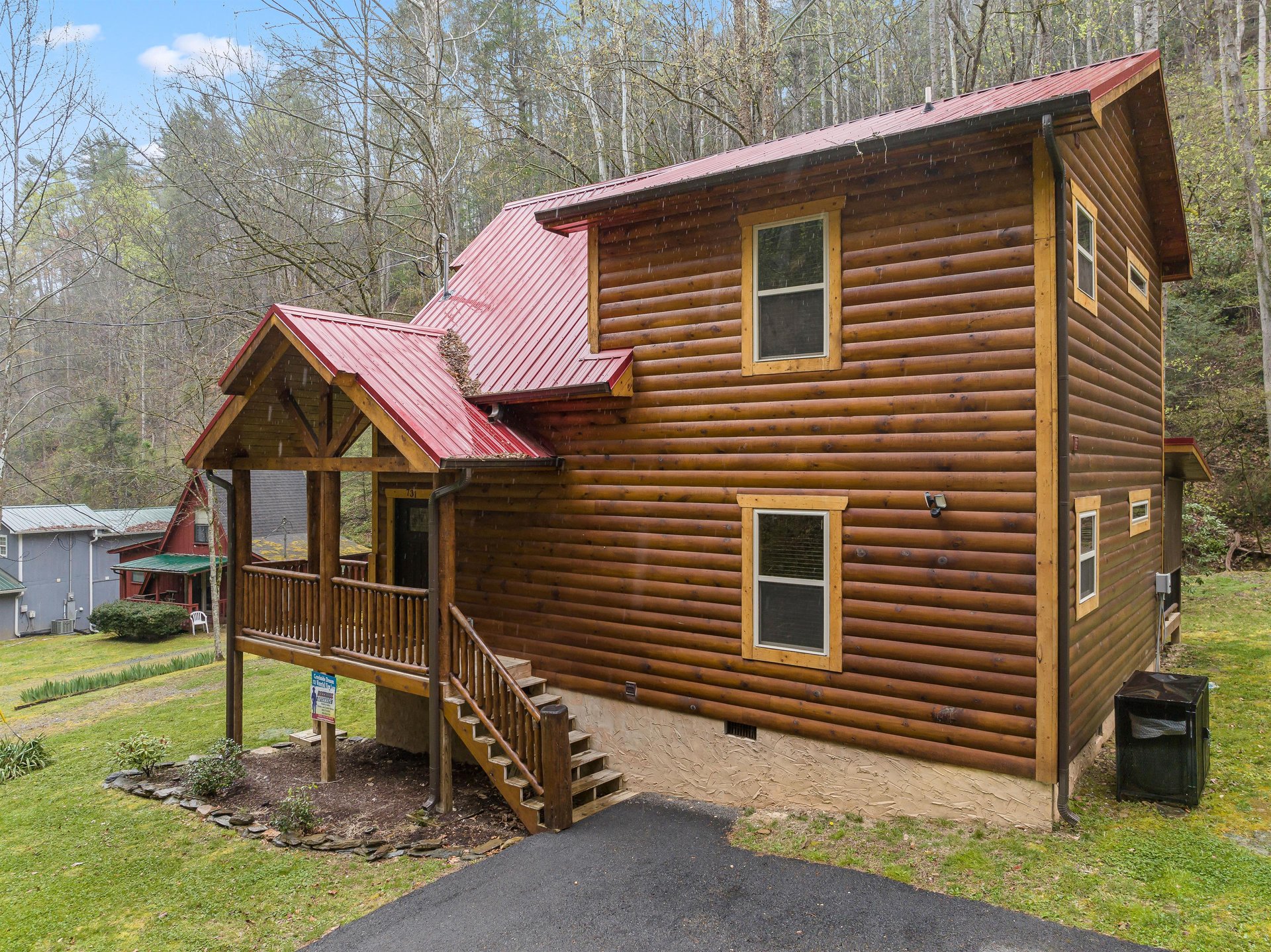 Creekside Dream cabin