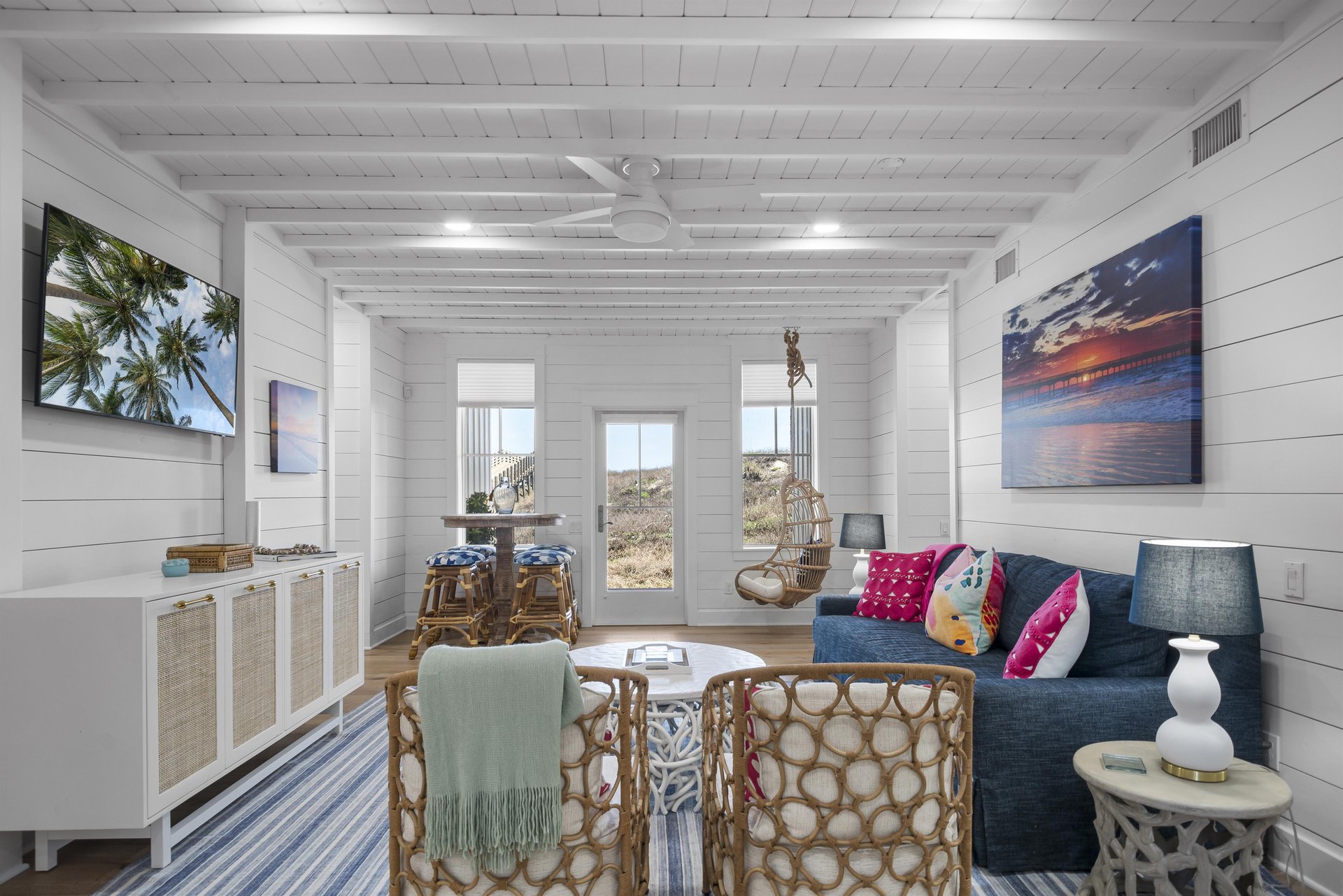 Second Living Area, 1st Floor