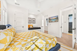 1st King Bedroom, 1st Floor