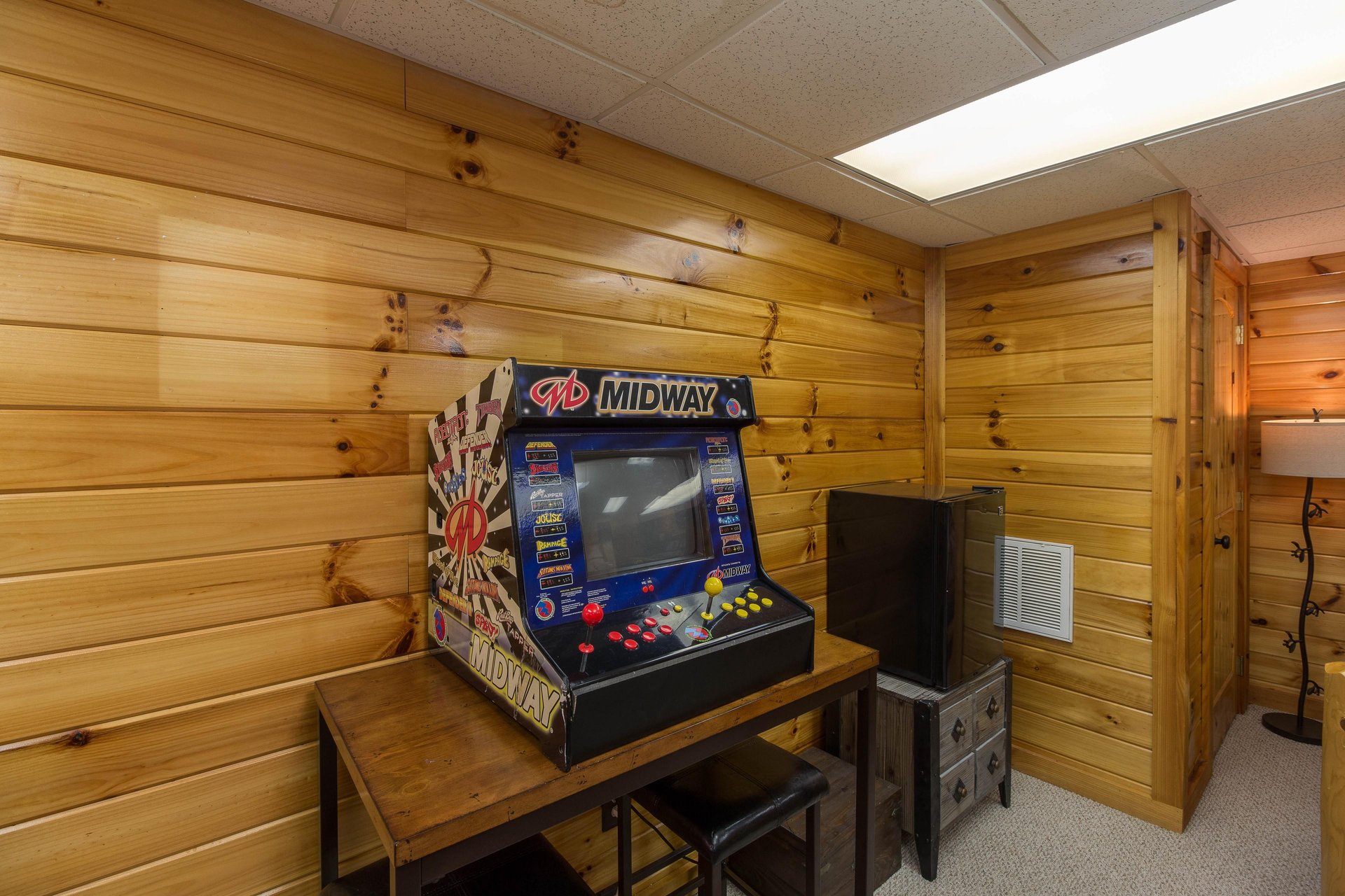 Table top arcade game at Kellys Cabin, a 1 bedroom cabin rental located in Pigeon Forge