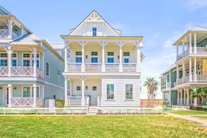 Welcome to Tropic Like is Hot