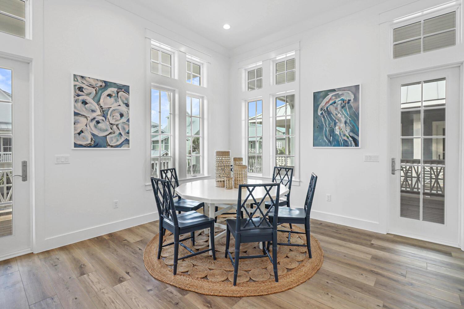 Breakfast and Game Seating, 2nd Floor