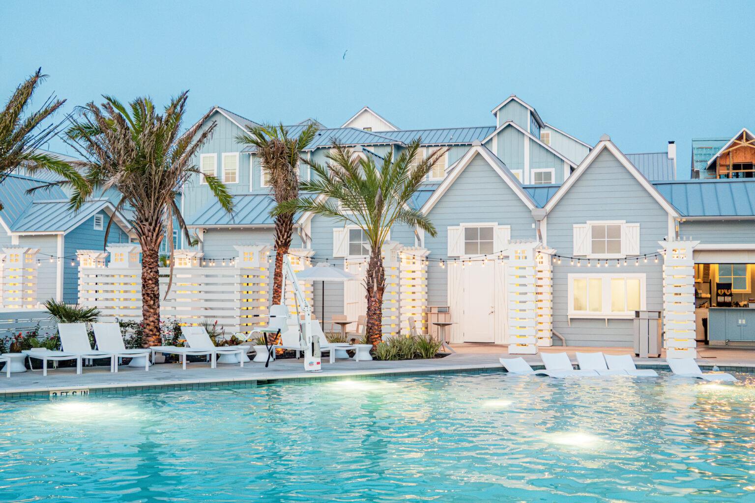 CinnamonShore_SOUTHPOOLS_EVENING1536x1024