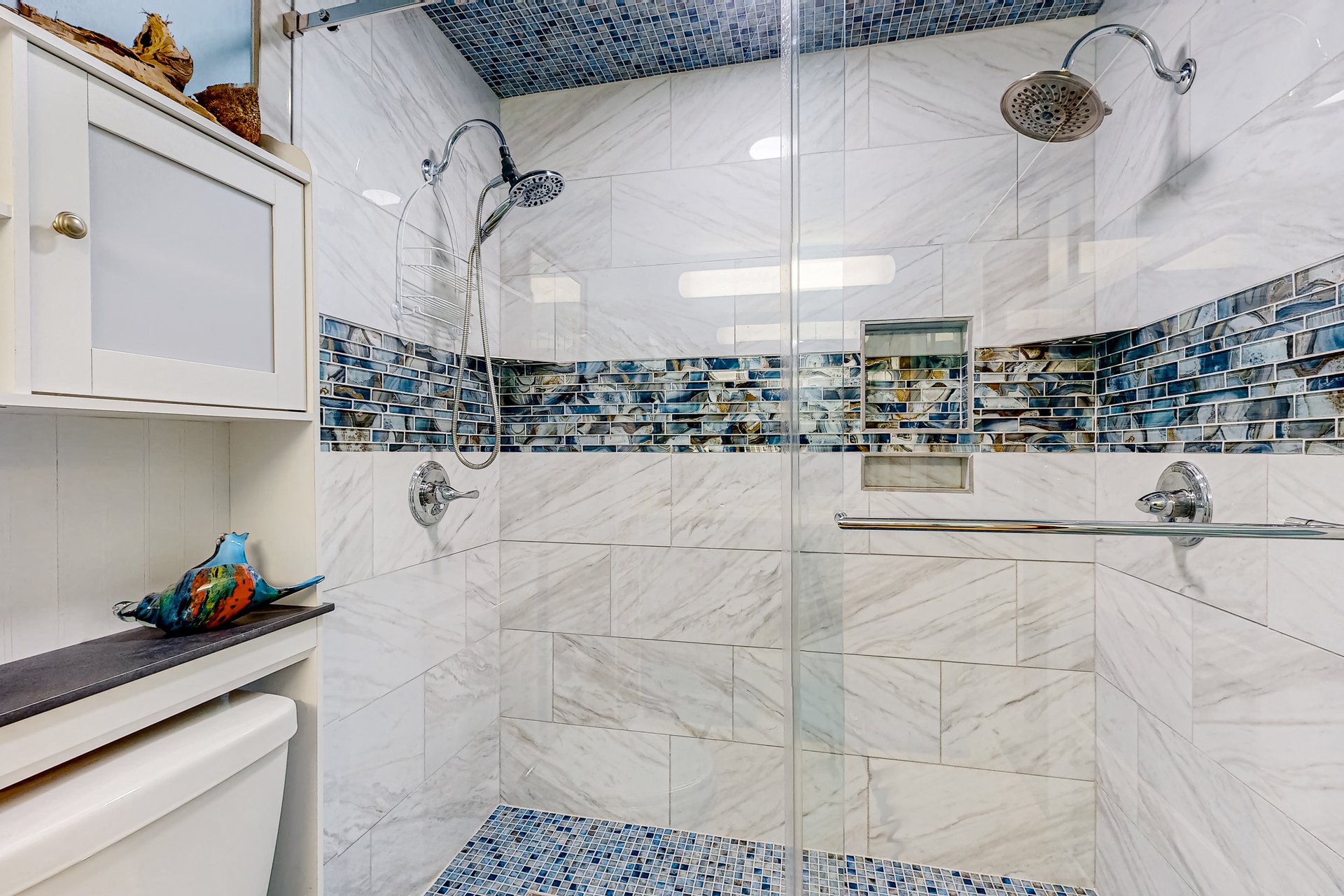 Waterside Village 404  Sea Dragon 18