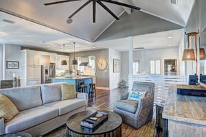 2nd floor living area