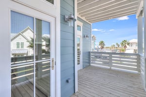 KitchenUtility Room Deck