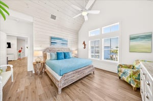 Primary King Bedroom, 2nd Floor