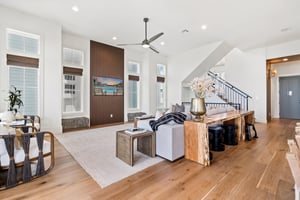 Main Living Area, 2nd Floor