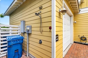 1st Floor, Outdoor Shower
