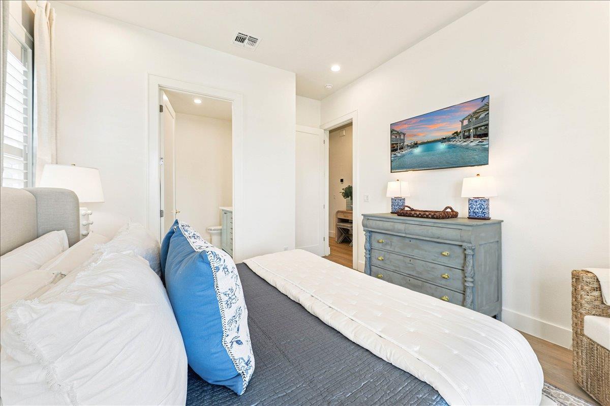 3rd King Suite, 2nd Floor