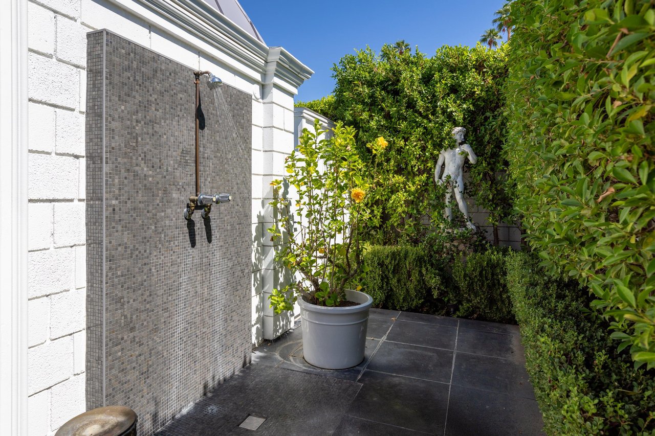 Outdoor shower