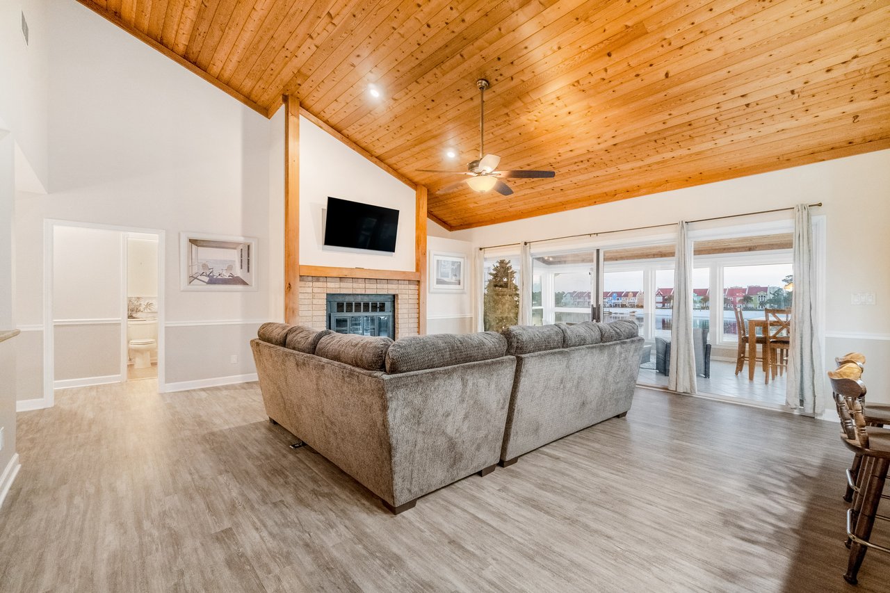 Its 5 oclock Pool Water amp Dock 5