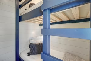 1st Floor MicroBunk Room