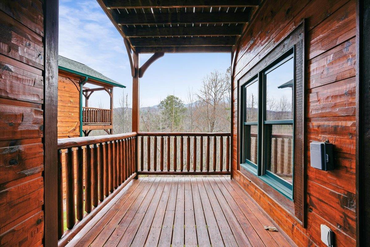 19Balcony