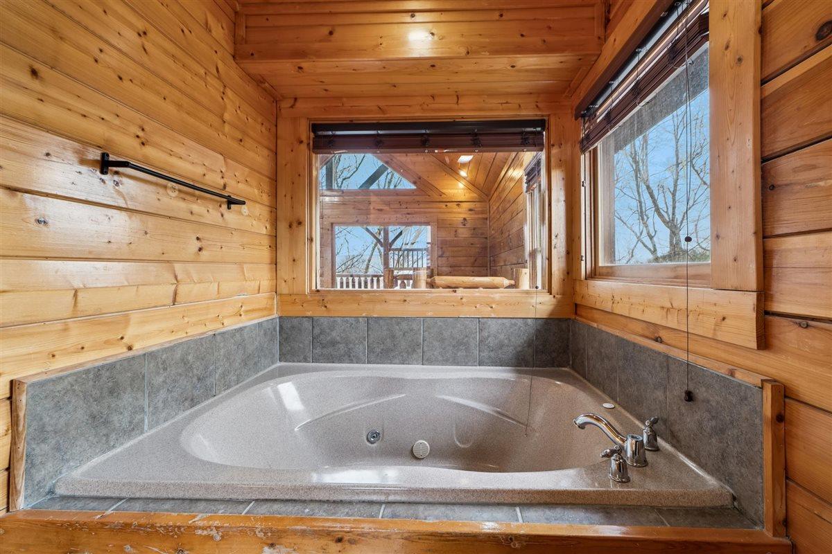 39Primary Bath