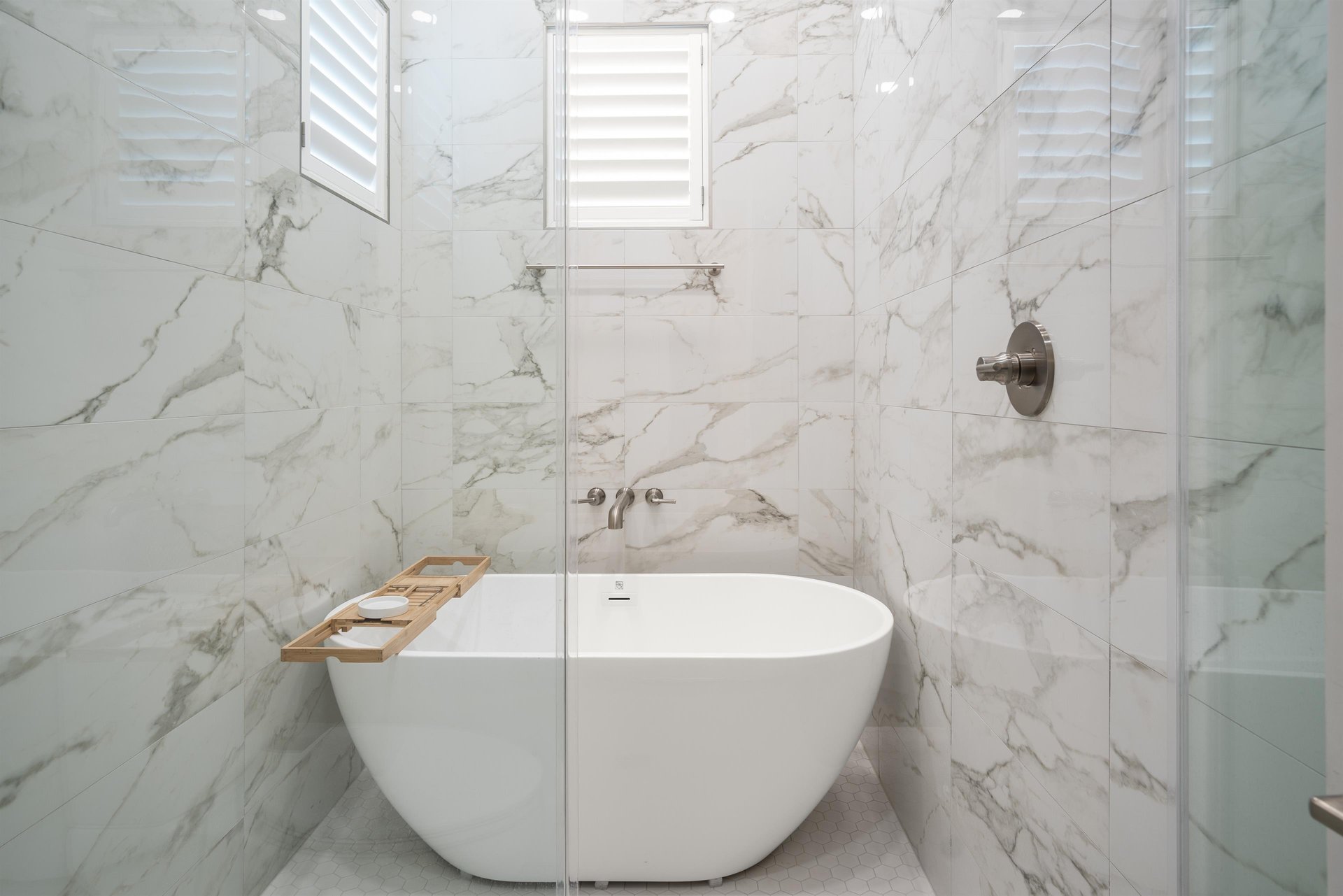 Primary King Bathroom, 2nd Floor