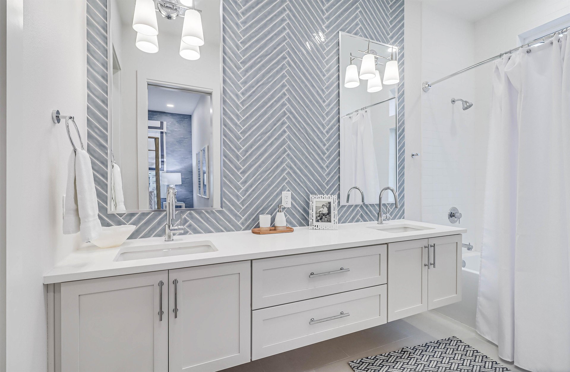 King Suite, 1st Floor