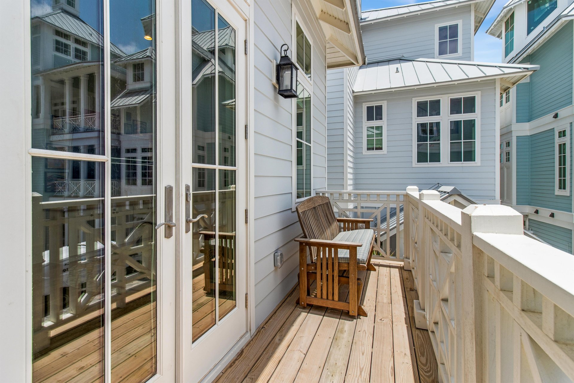 Twin Bunk Balcony, 2nd Floor