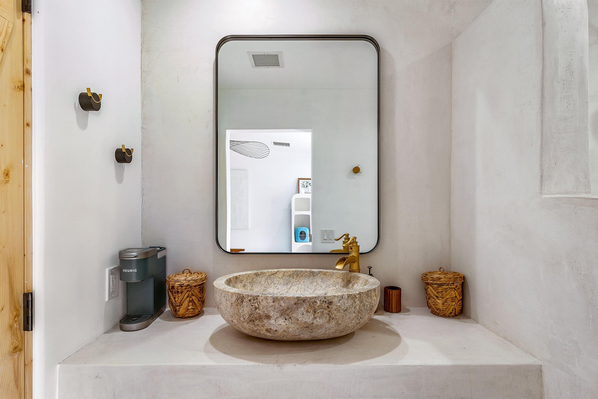 Ensuite guest bath