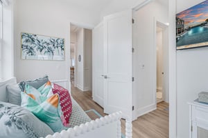 Private Lounge off King Bedroom, 2nd Floor