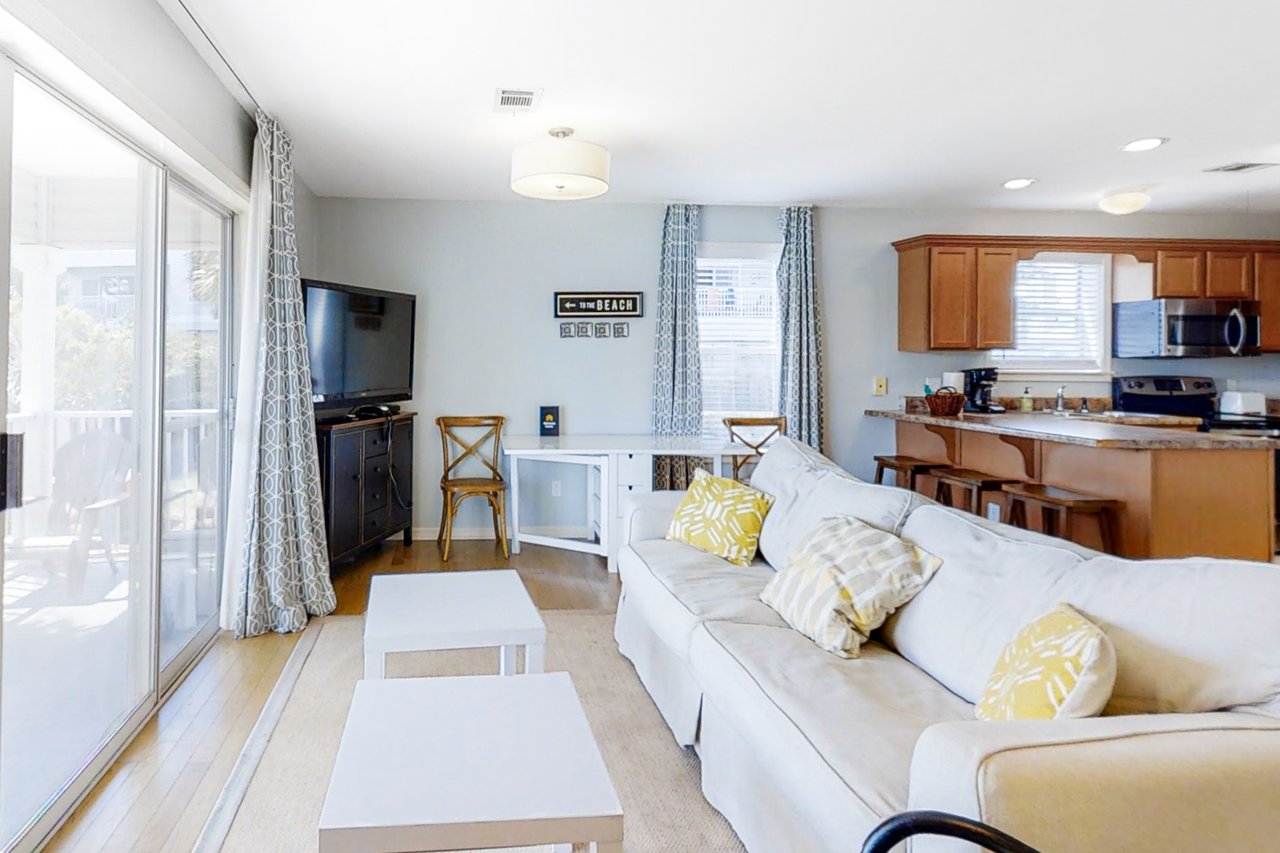 Beachside Villas 1011 1