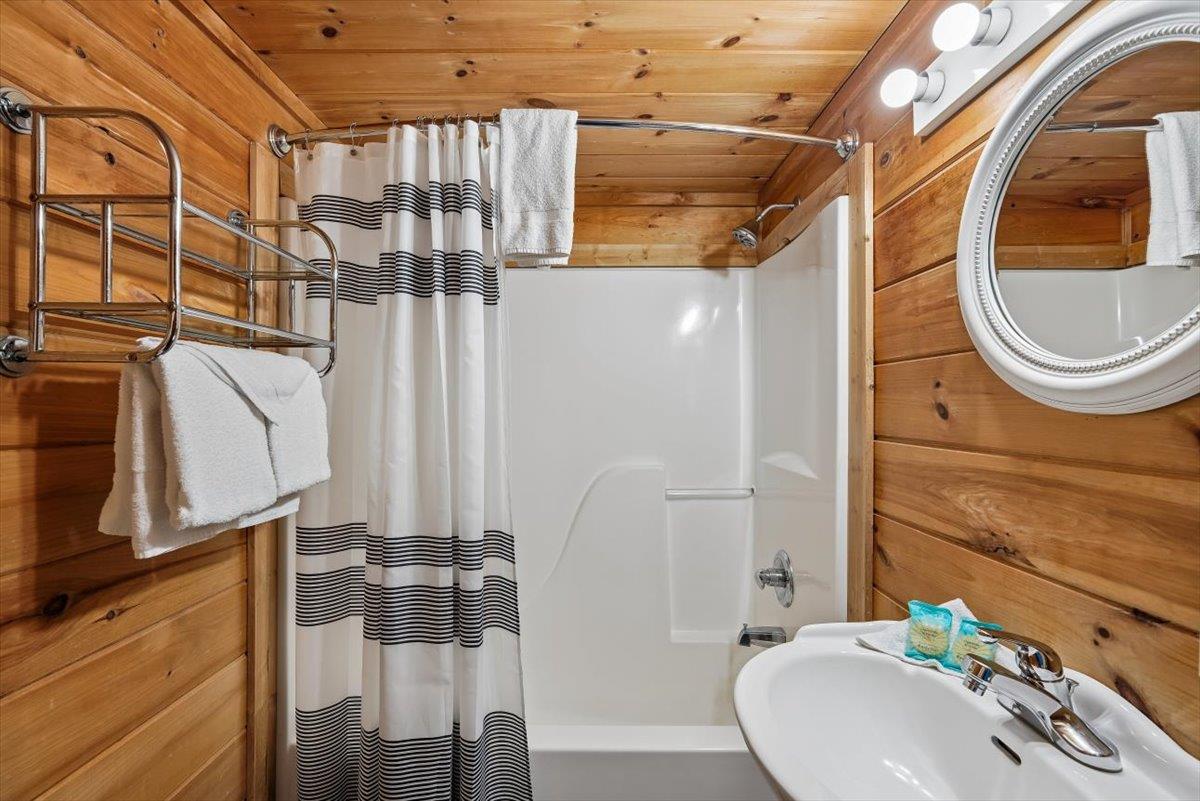 60Bath