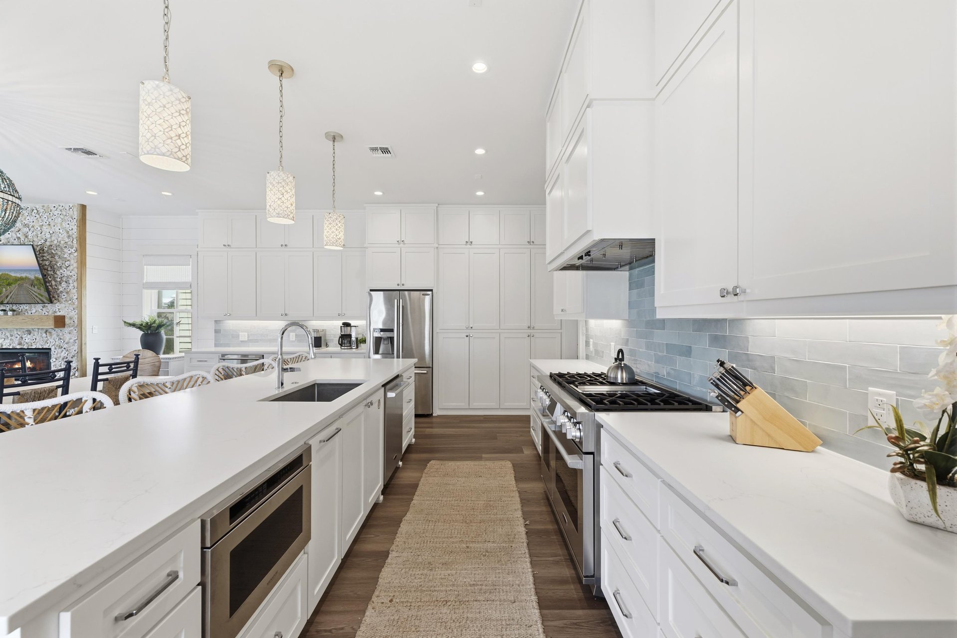 Kitchen, 1st Floor