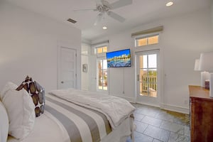 Second King Bedroom, 1st Floor